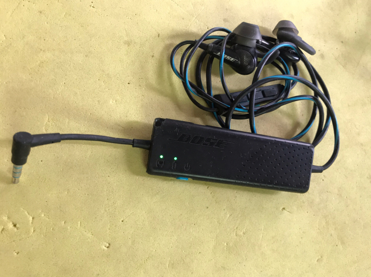 BOSE 博士QC20降噪耳机  实物图片...