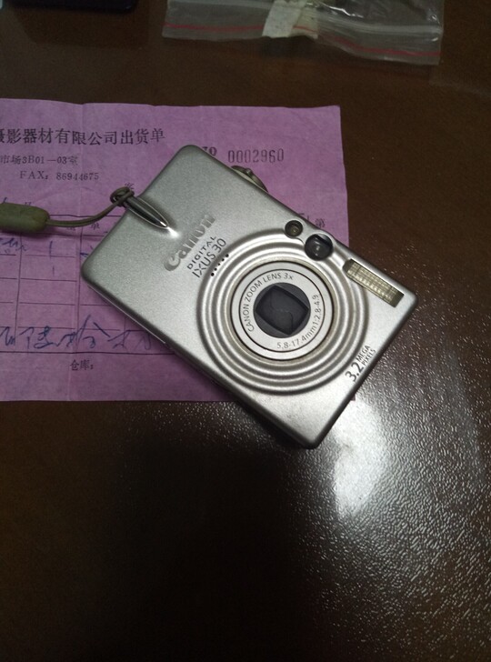 CCD   佳能ixus30卡片机