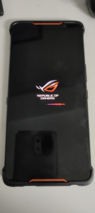 华硕RoGphone游戏手机Z01QD华硕...