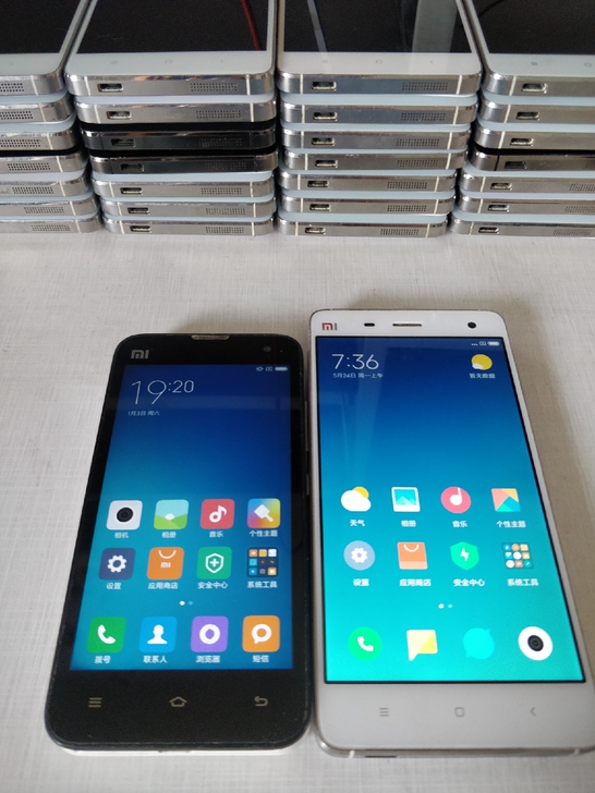 小米4手机，二手机现货100台   屏幕正...