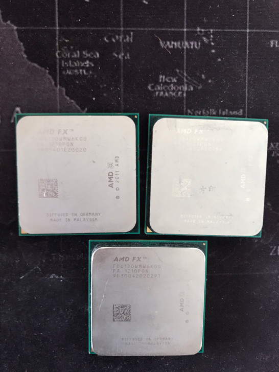 AMD FX-6120 推土机CPU系列。...