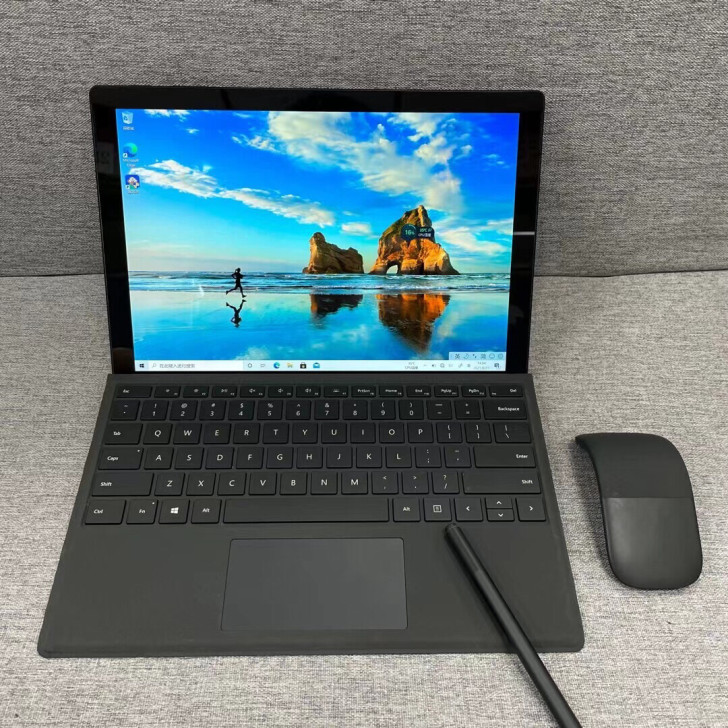 出台顶配微软Surface pro6 平板...