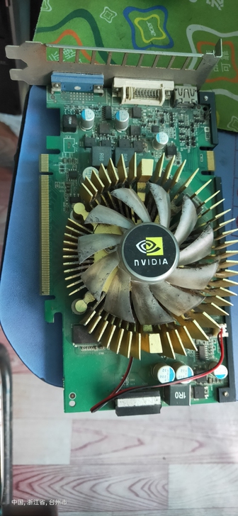 gtx560ti显卡 不确定是真卡还是刷的...