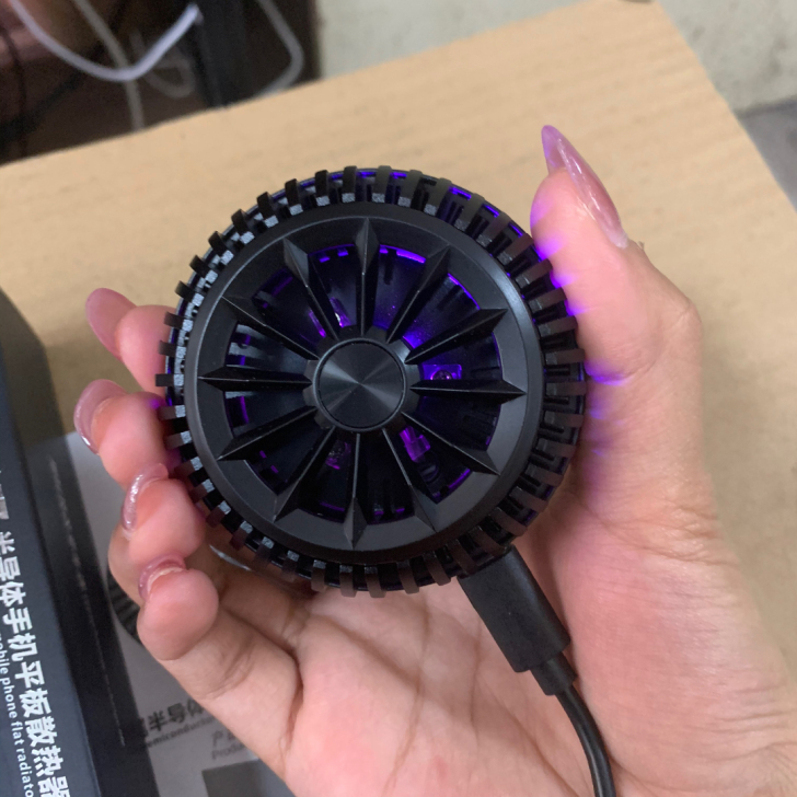 磁吸手机散热器黑鲨冰封Pro2背夹降温神器...