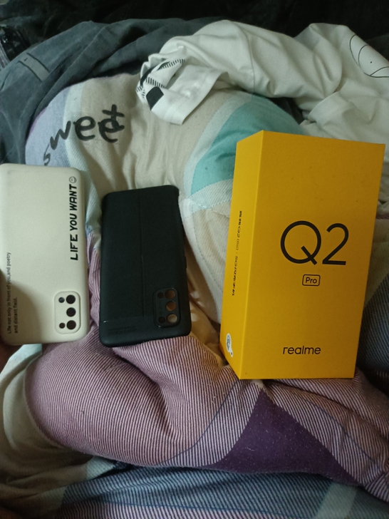 realme真我q2pro 8+128双5...