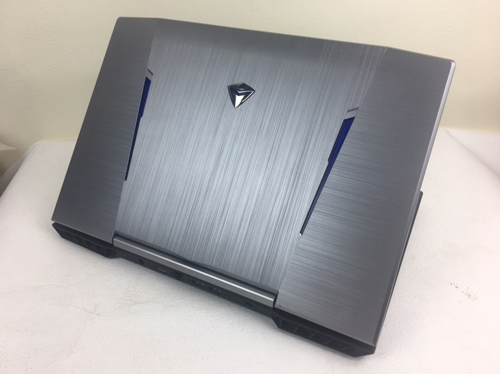i7机械师T90-tb游戏笔记本电脑