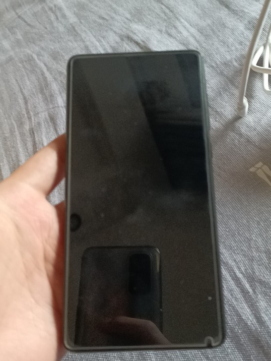 出小米mix2s6+64  500出低价出...