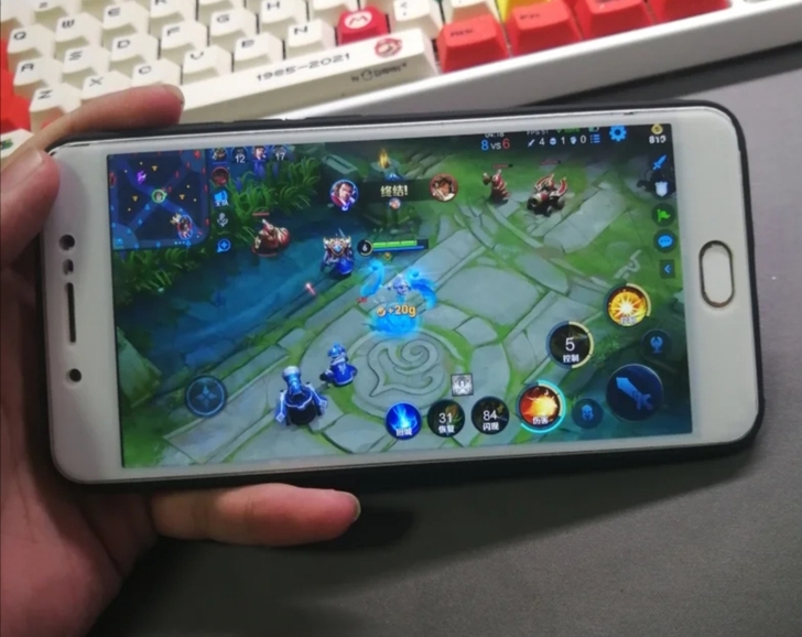 vivox7手机，4+64G，成色新，无损...