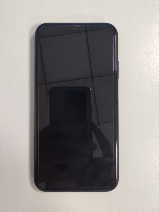 iPhone XR，黑色，128G，双卡