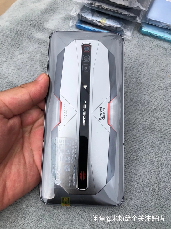 收一台黑鲨4pro或者红魔6pro