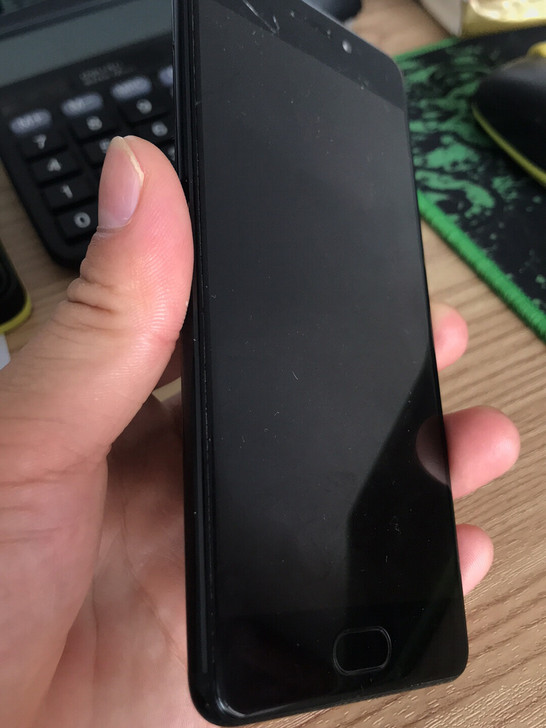 魅族PRO 7 屏幕有碎屏 无法开机 其他...