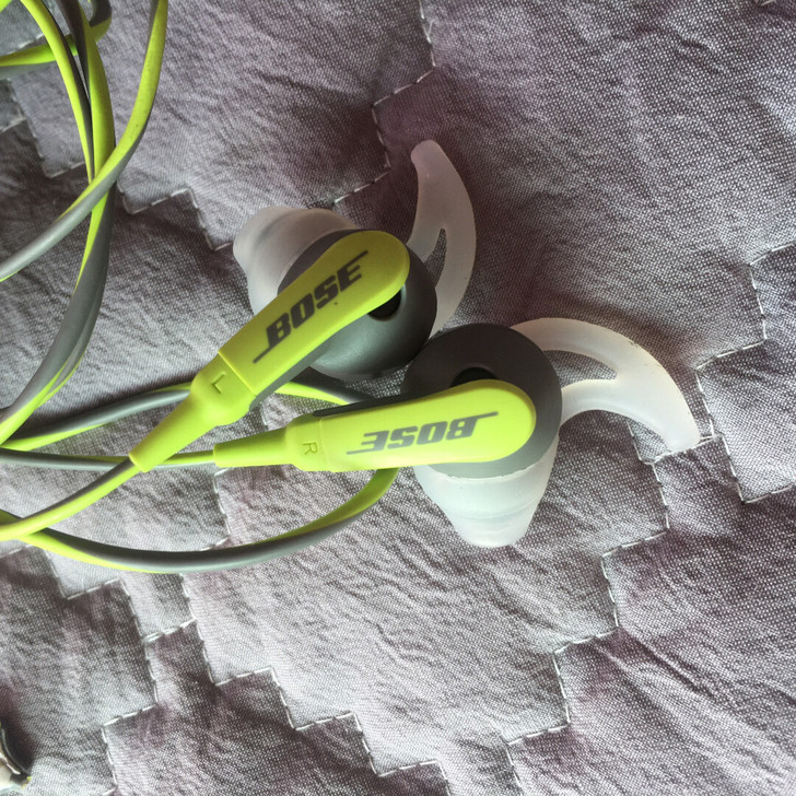 BOSE SoundSport耳塞式运动耳...