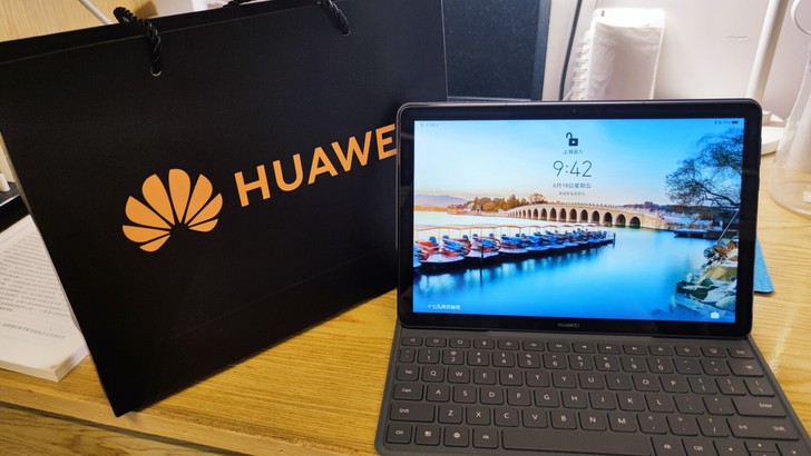 华为mate pad 10.8，6+256...