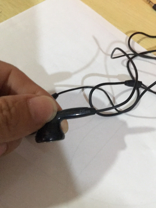 魅族库存耳机，全新简装袋装！型号PT850...