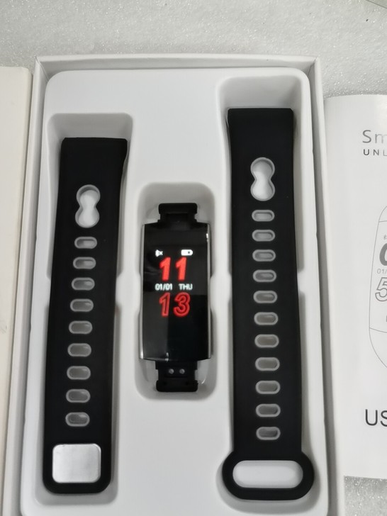 智能手环全新出售，可以下载APP，详细请看...