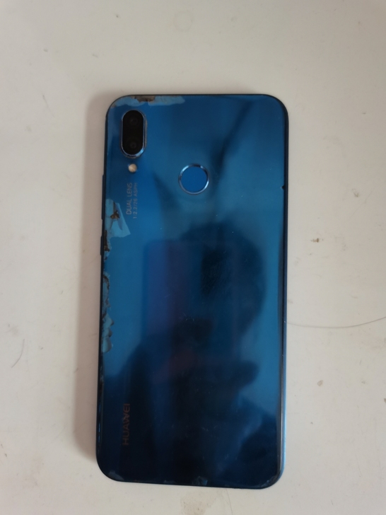 华为nova3e    内爆可开机