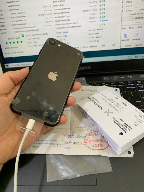 苹果售后刚刚换回来的