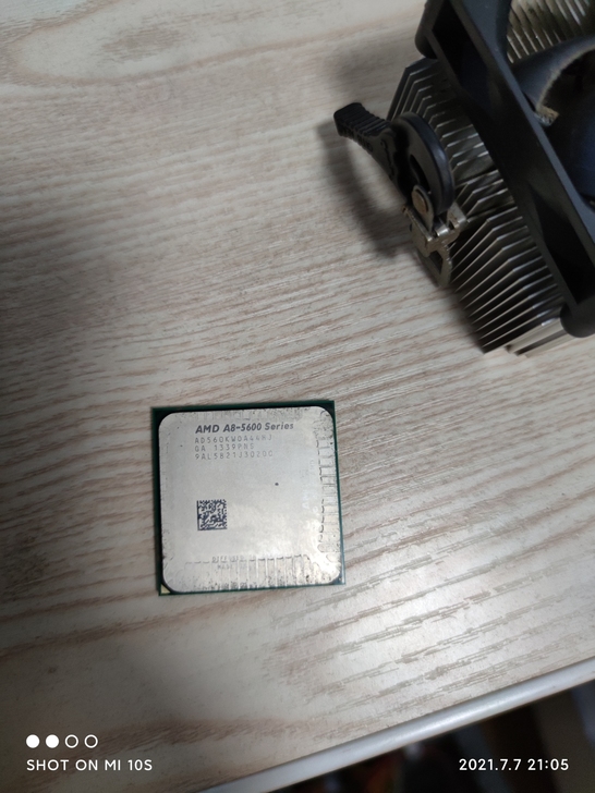 微星FM2-A55-E33主板和AMD A...
