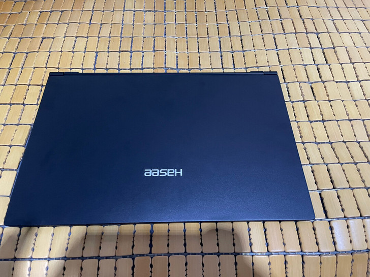 神州s9笔记本，具体配置如图，m2原装硬盘...