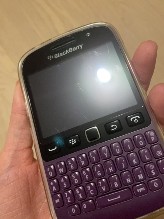 BlackBerry/黑莓9720 戒网瘾...