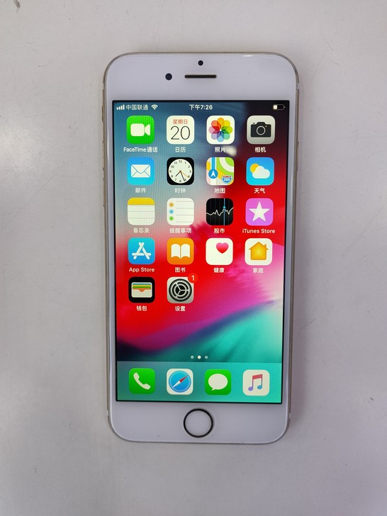 苹果iPhone 6 金色 64G 9新
