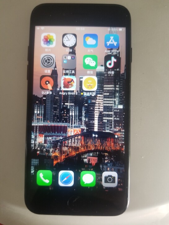 iPhone  7无基带，128G，已绕过...