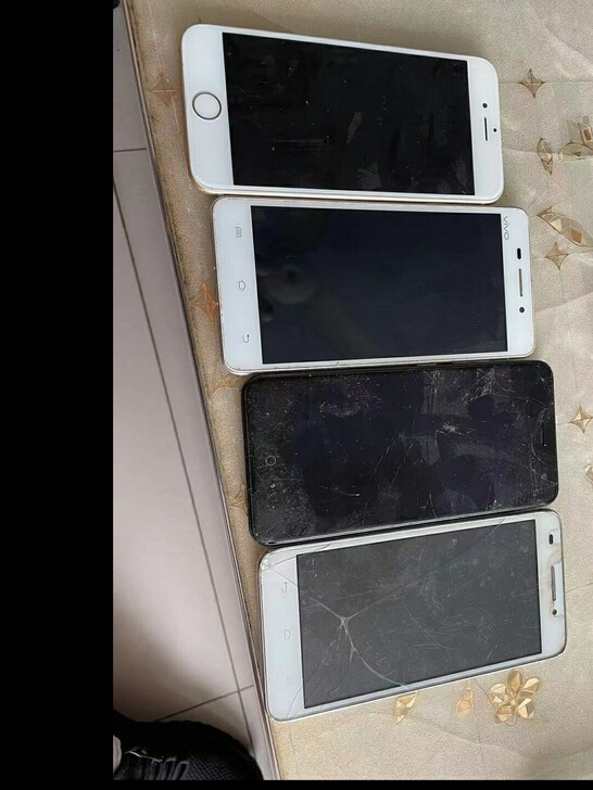 1台华为一台中兴一台苹果6一台vivo