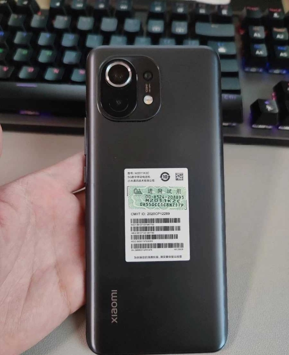 小米11 黑色12+256