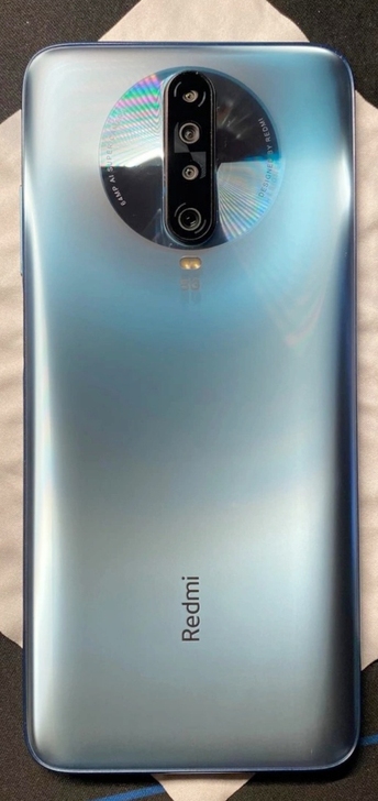 红米k30 极速版，二手最便宜的120hz...