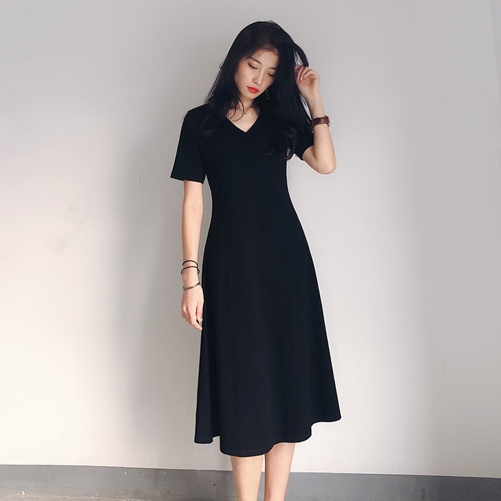 v领小黑裙赫本长裙女夏裙子轻熟风短袖显瘦气...