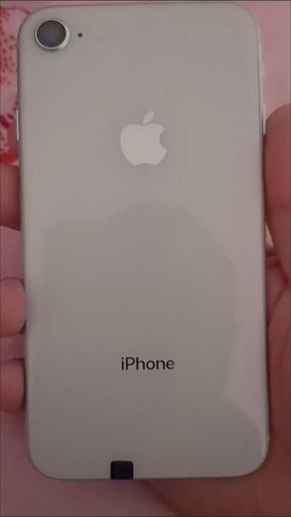 二手苹果8  iPhone8，包邮到家，也...