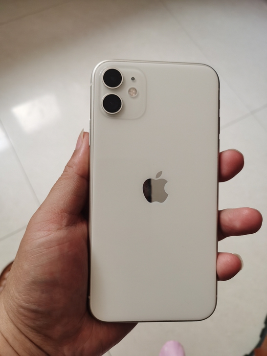 苹果11，国行128白色，外观99新，20...