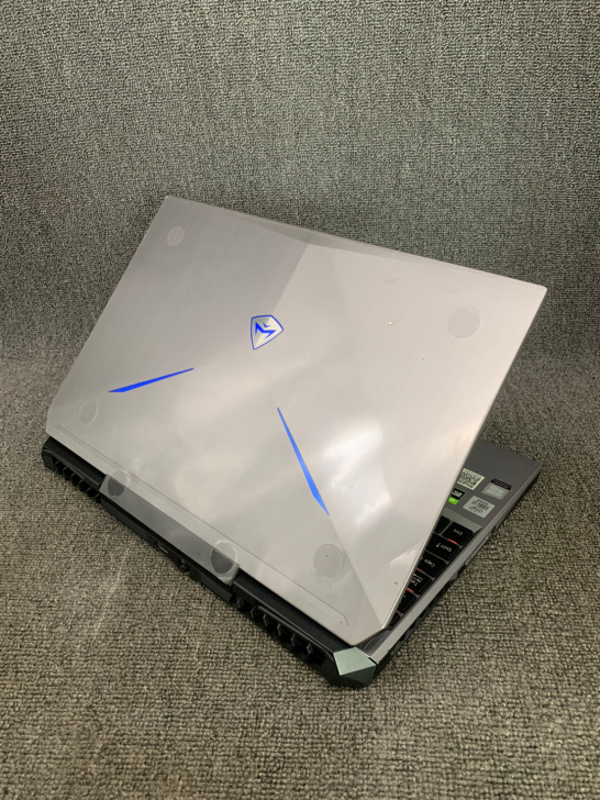 机械师 游戏笔记本 关联神舟战神 炫龙炎魔...