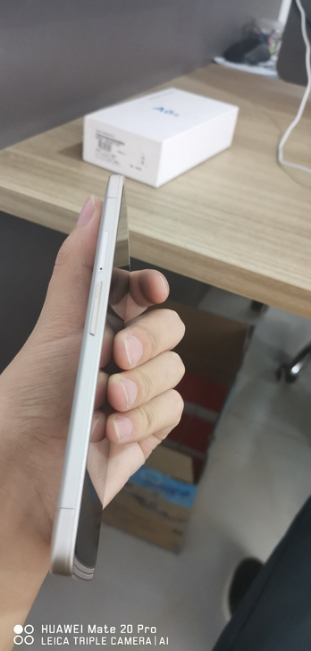 中兴天机A2015 3+32，高通骁龙81...