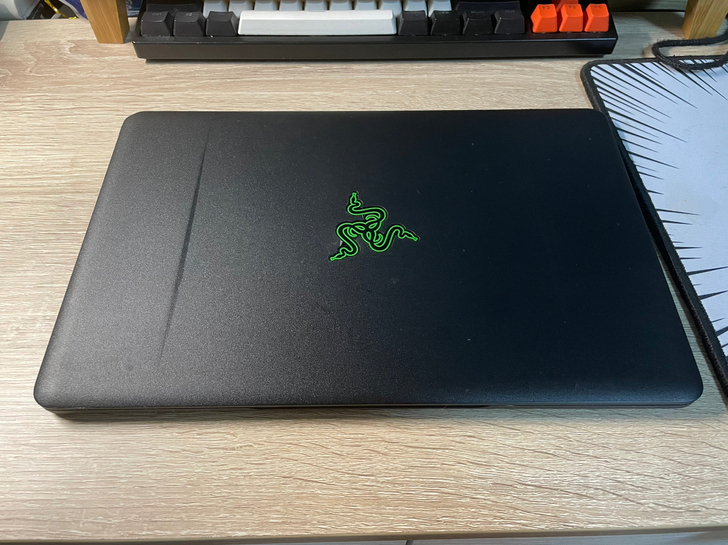 自用雷蛇灵刃2017  13.3寸   4...