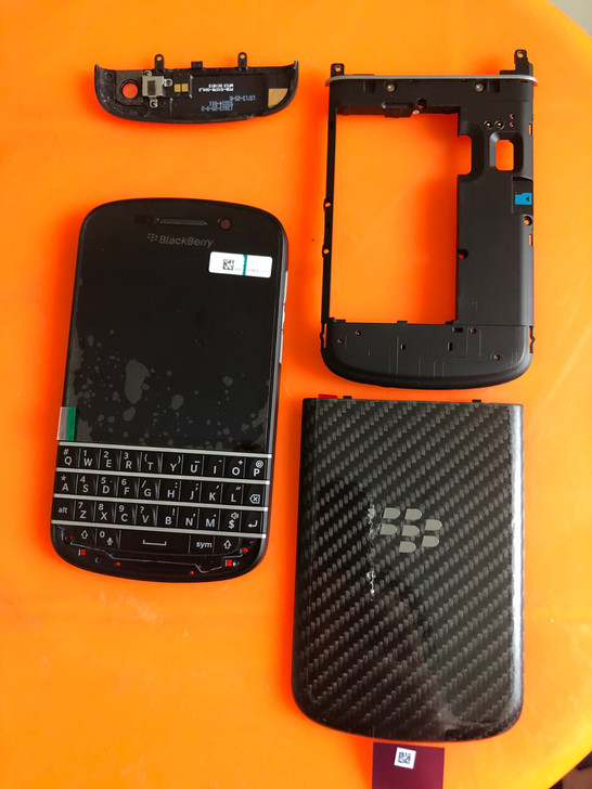 黑莓q10原装全套外壳，含屏幕
