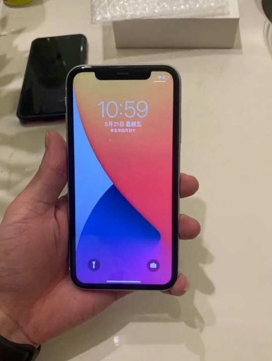 女生自用   苹果11   白色    1...