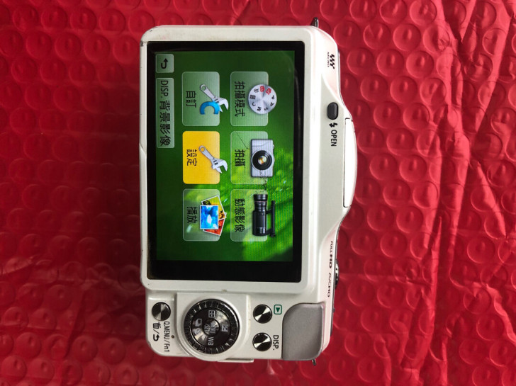 松下GF5。屏幕裂。功能正常。不影响拍照。...