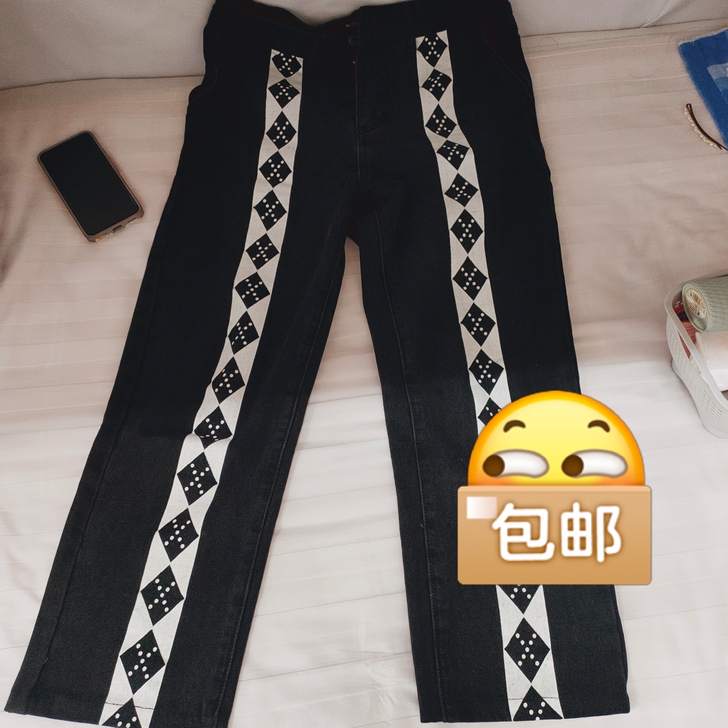 穿一次的裤子 买完了就不喜欢了 只穿过...