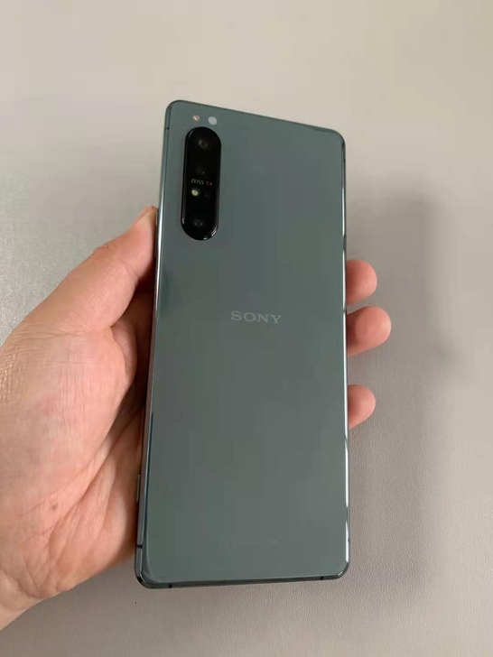 3 索尼Xperia1ii  12+256...