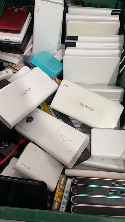 各品牌二手充电宝，移动电源，2万毫安。可2...