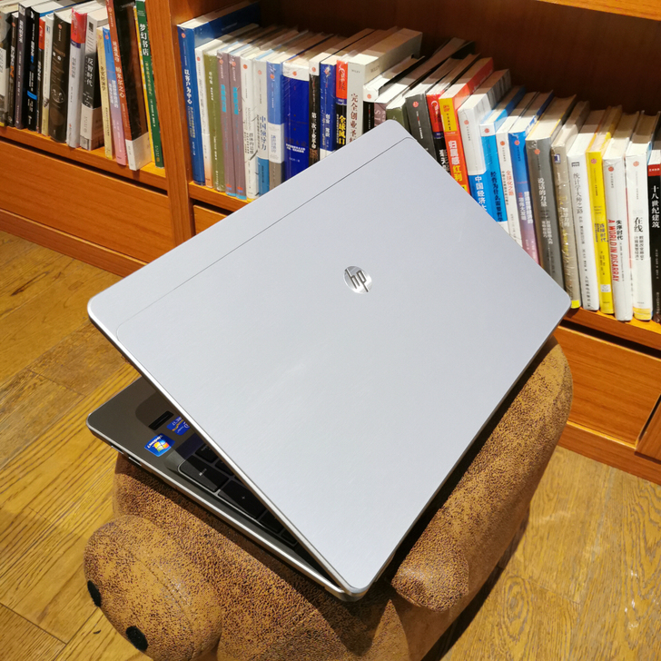 i7笔记本电脑  固态  8g双硬盘  游...