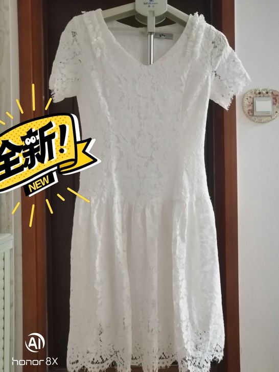 蕾丝连衣裙胸围2.5肩1.1裙长2.9