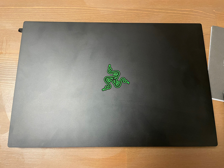 20款标准版雷蛇灵刃15 10代i7-10...