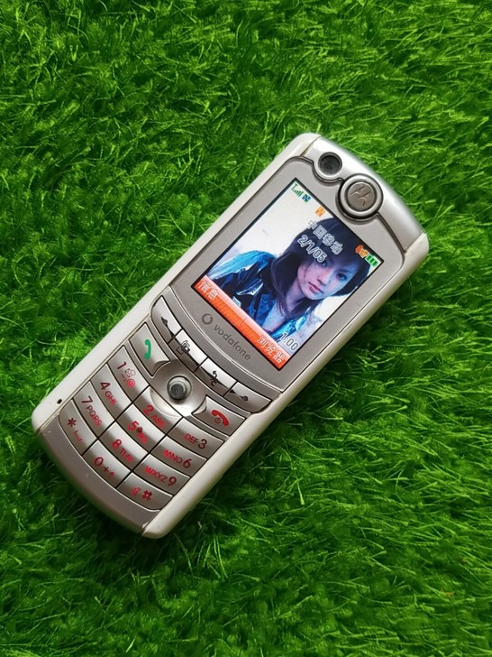摩托罗拉E770怀旧收藏古董手机,经典音乐...