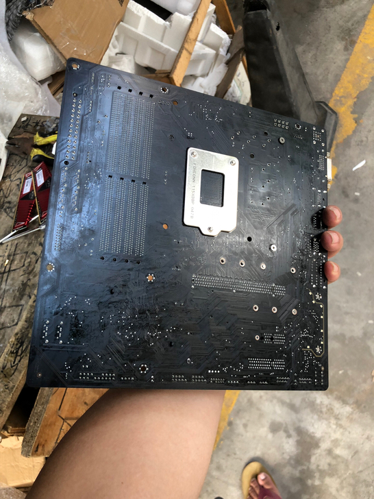 技嘉B365M小雕主板