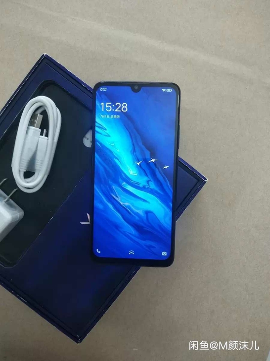 Vivox 23九成新.正品手机  高配置...