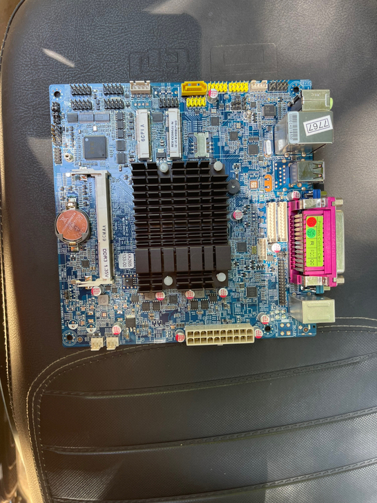 电脑主板J1800全好的喜欢的看看