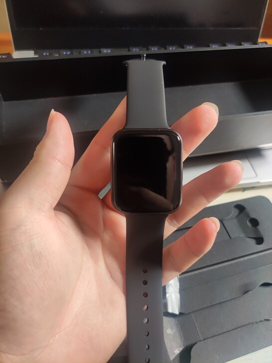 六月25号买的，带了半天意识到我不喜欢运动