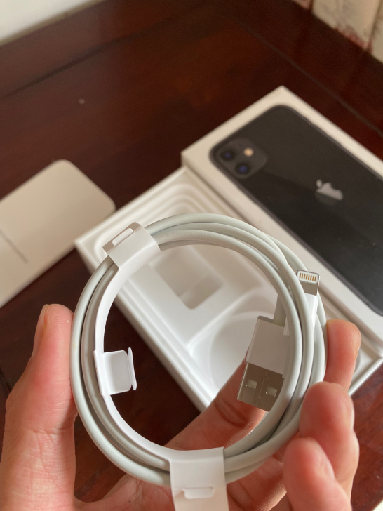 【白送】两条苹果手机数据线。10元2个US...